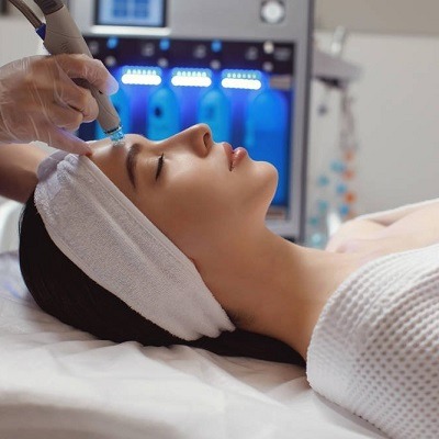 علاج البروهيدرو في دبي وأبو ظبي عيادة التجميل